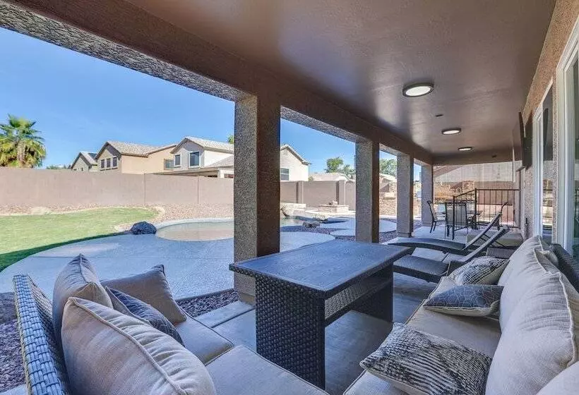 Glendale Home W/ Fire Pit Near State Farm Stadium!