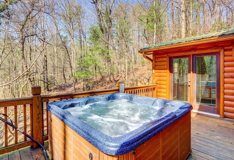 Lakefront Blue Ridge Cabin W/ Hot Tub!