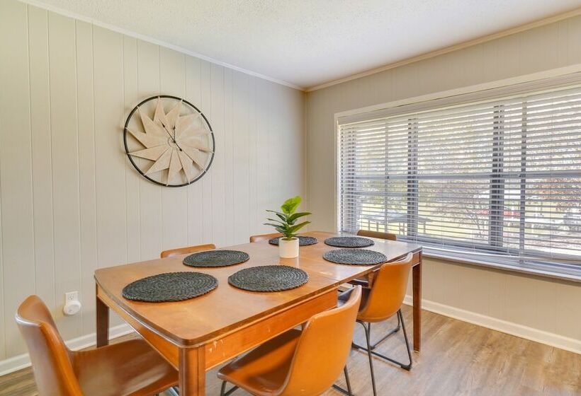 Lakefront Louisville Home Dock, Fire Pit & Grill