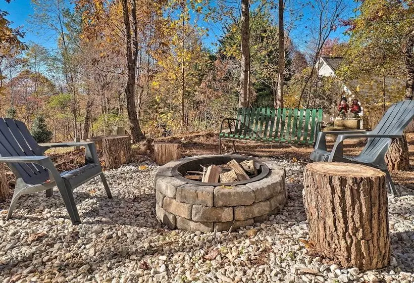 Luxury Living By Lake Chatuge W/ 10/10 Views!