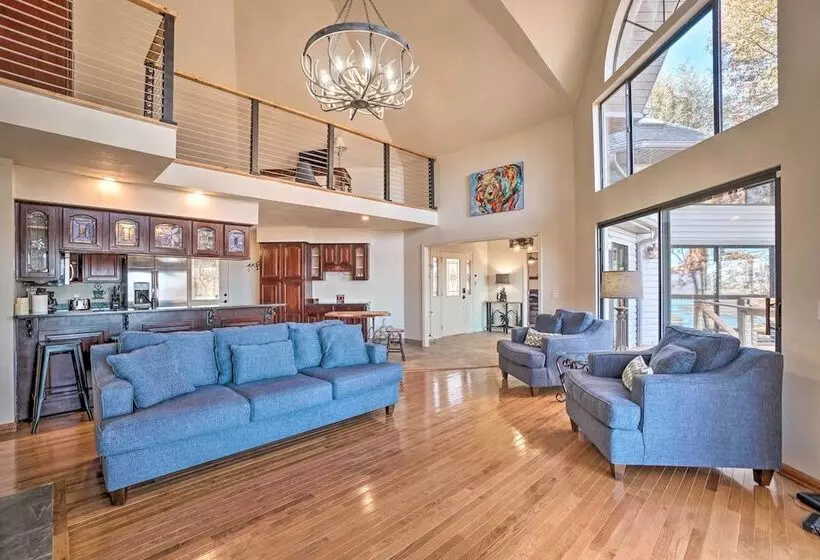 Luxury Living By Lake Chatuge W/ 10/10 Views!