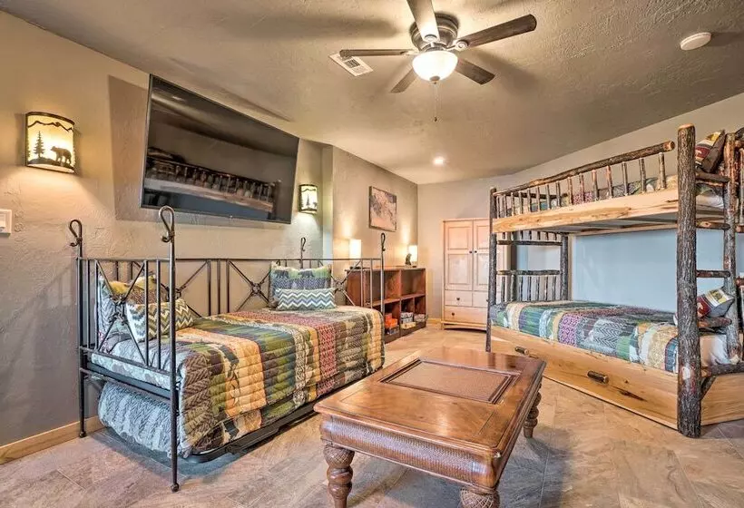 Luxury Living By Lake Chatuge W/ 10/10 Views!