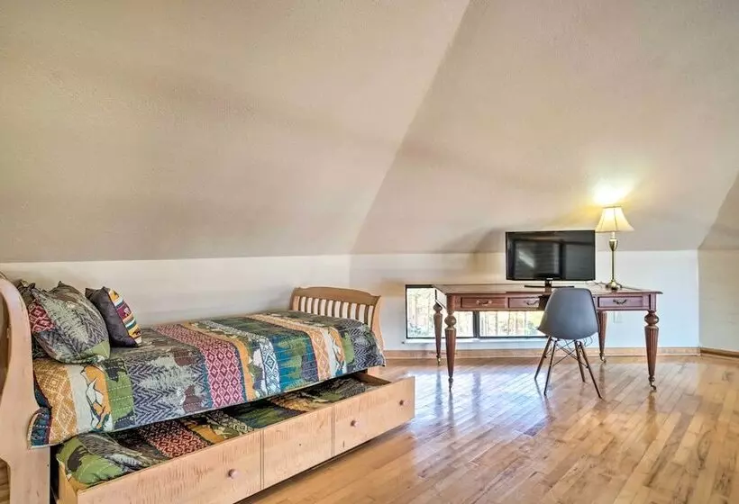 Luxury Living By Lake Chatuge W/ 10/10 Views!