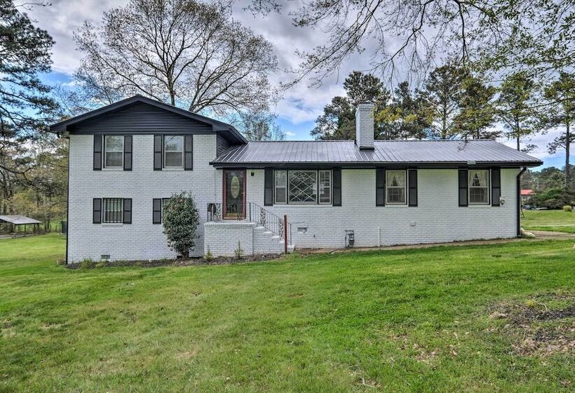 Marietta Family House W/ Game Room & Yard!