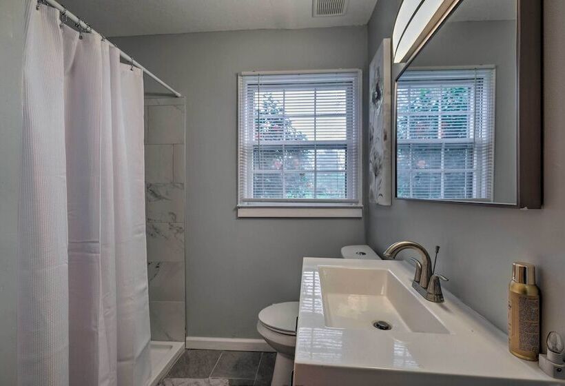 Marietta Family House W/ Game Room & Yard!