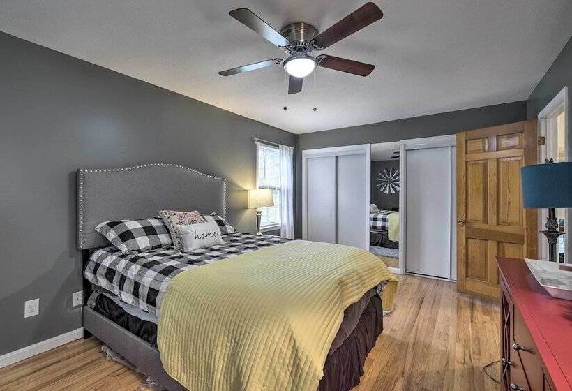 Marietta Family House W/ Game Room & Yard!