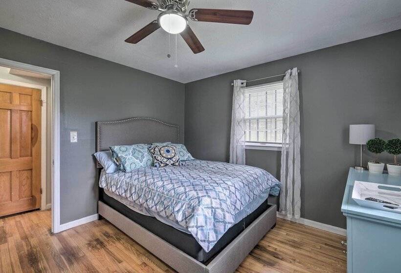 Marietta Family House W/ Game Room & Yard!