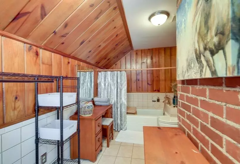 Quiet Ellaville Home W/ Patio + Outdoor Dining!