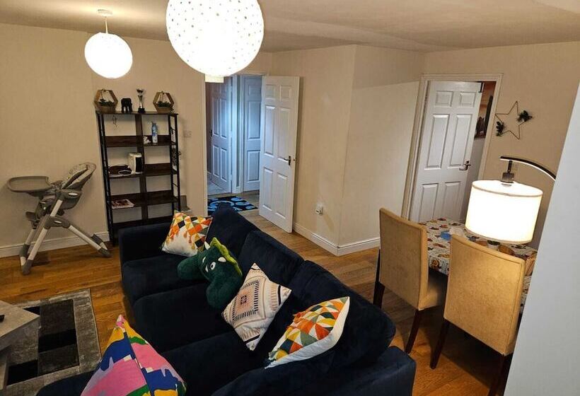 Reşedinta London 02 Arena Cool Off Family Hub