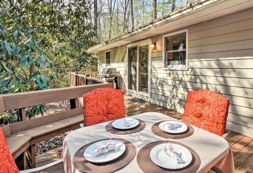 Secluded  Lavinder Laurel Leaf Cottage  Near Creek