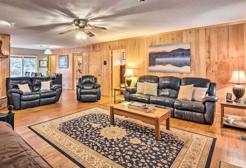 Secluded  Lavinder Laurel Leaf Cottage  Near Creek