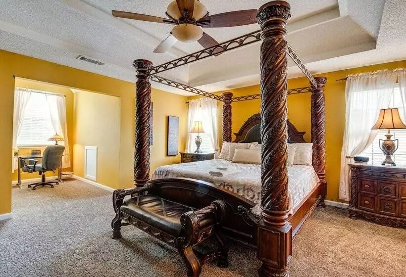 Spacious Fairburn Home: 1 Mi To Cedar Grove Lake!