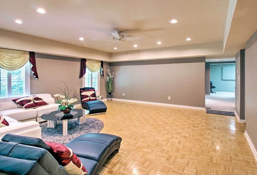 Stunning Duluth Family House W/ Fireplace & Patio!