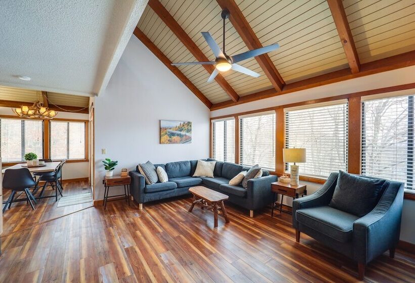 Sugar Mountain Chairlift View Home W/ Hot Tub!