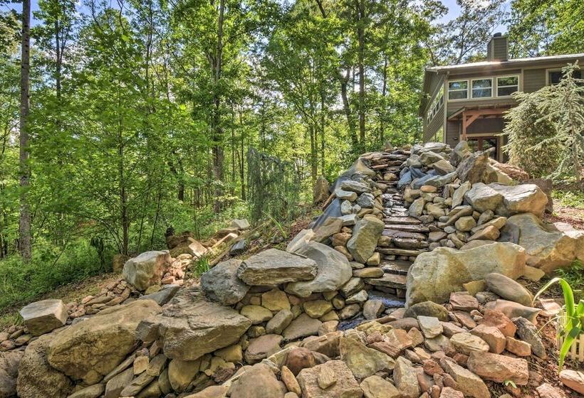 Pet Friendly Clarkesville Cabin Rental Near Helen!