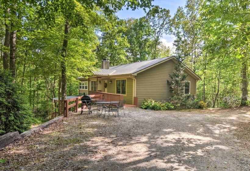Pet Friendly Clarkesville Cabin Rental Near Helen!
