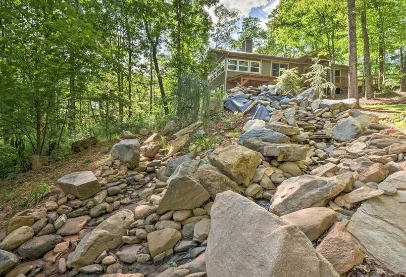 Pet Friendly Clarkesville Cabin Rental Near Helen!