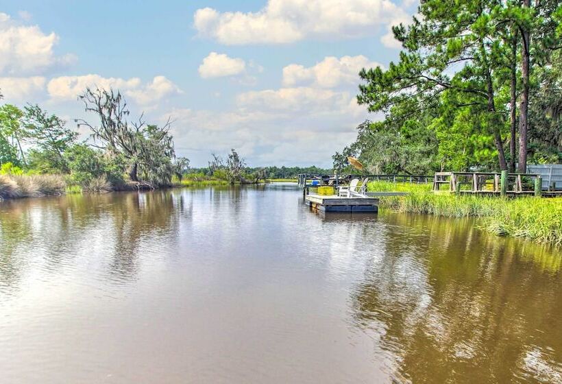 The River Cottage Charming Retreat W/ Dock