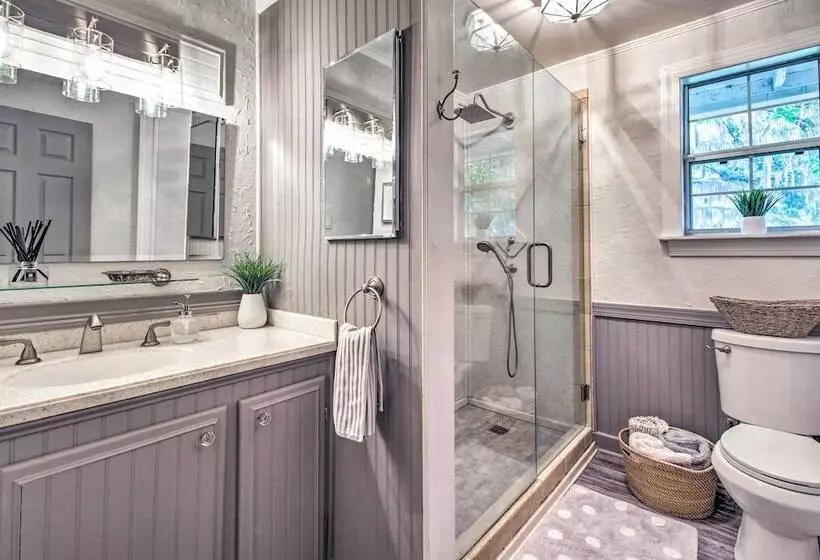 The River Cottage  Charming Retreat W/ Dock