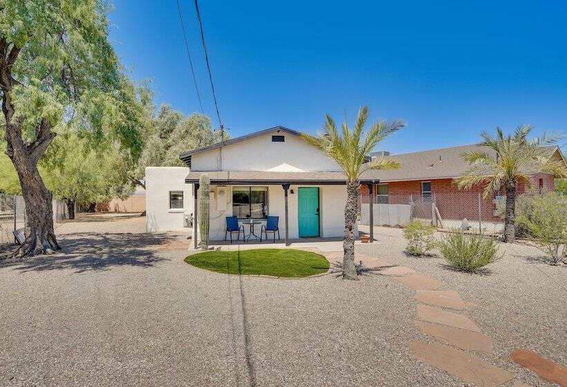 Tuscon Desert Retreat With Patio Near U Of A!