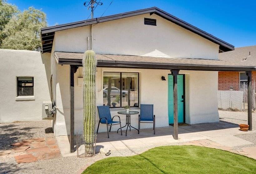 Tuscon Desert Retreat With Patio Near U Of A!
