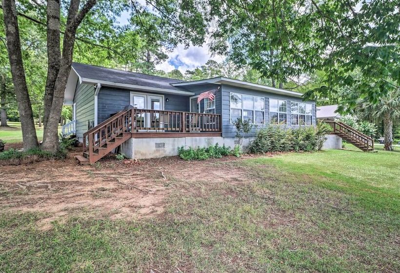 Waterfront Lake Sinclair Home W/ Boat Dock!