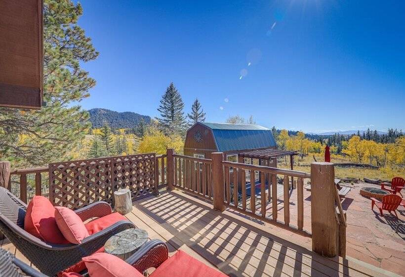 Beautiful Jefferson Cabin: Fire Pit, Grill, Views!