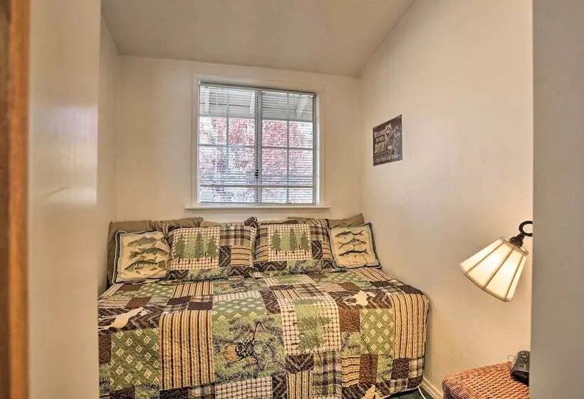 Near Skiing:  The Knotty Pine Cottage  In Big Bear