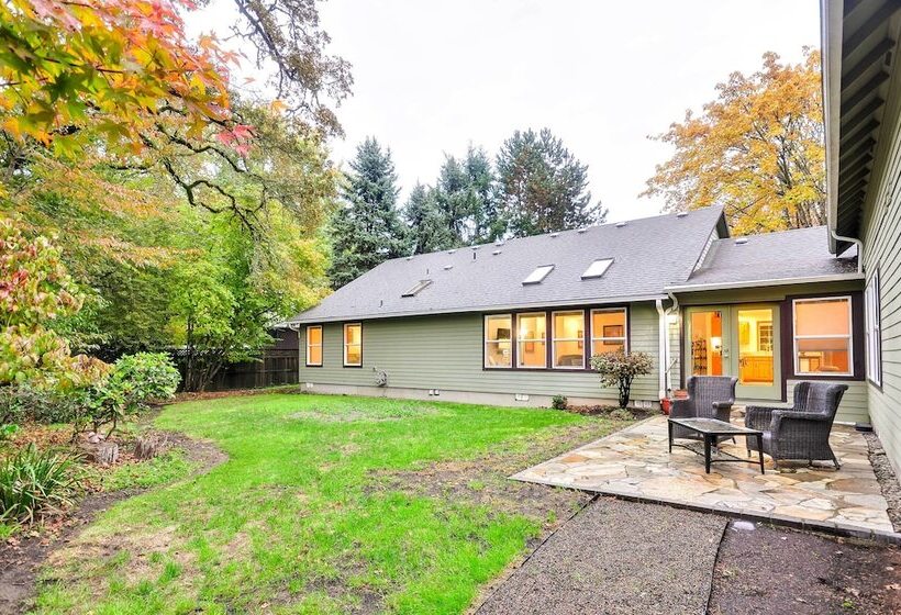 Dog Friendly Milwaukie Home: 9 Mi To Dtwn Portland