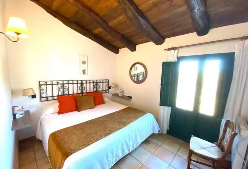 Hostelli Rural Castillo De Biar