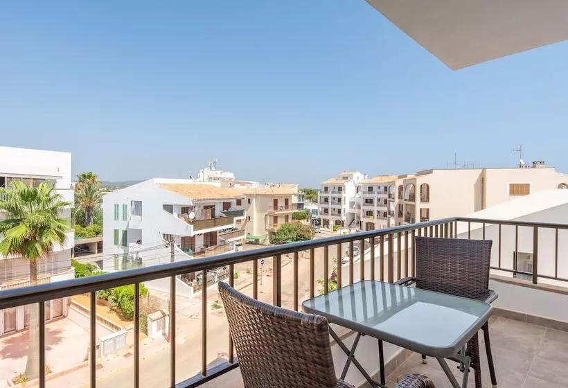 Hotelli Apartamentos Marivent