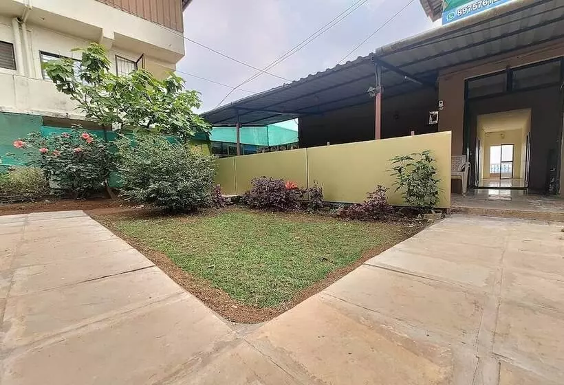 Hotelli Chinar Residency, Bondarwadi Road, Panchgani, Mahabaleshwar