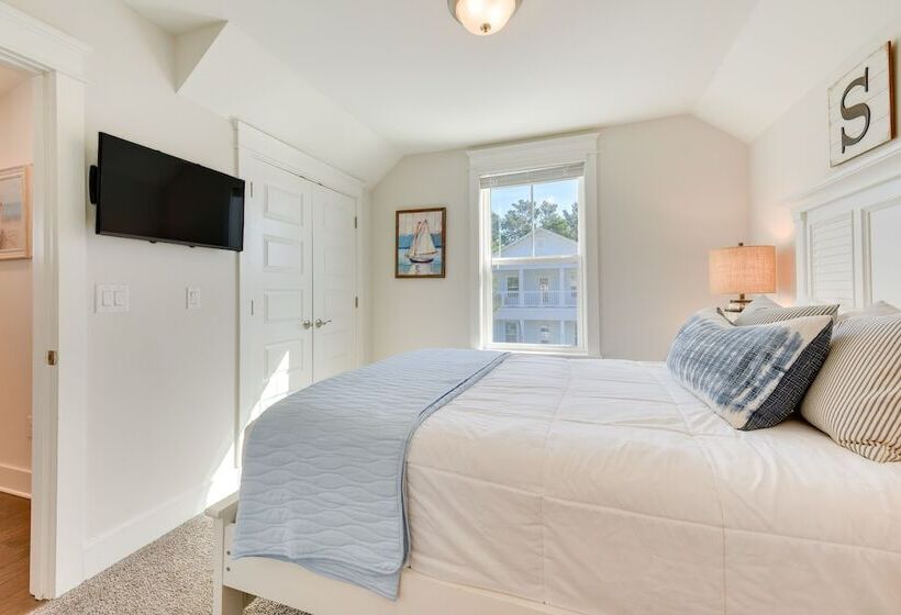 Idyllic Santa Rosa Beach Home: Near 30a Beaches!