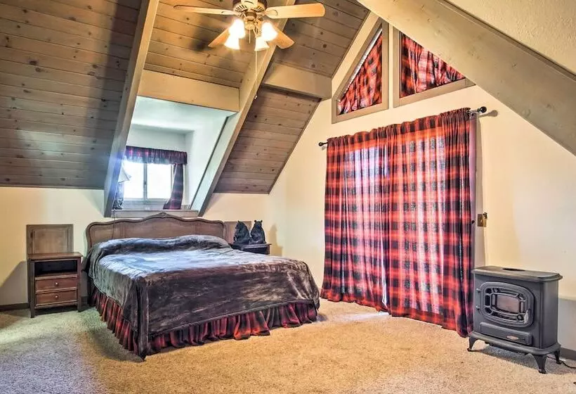 Lake Arrowhead Cabin: Lush Yard ~ 5 Mi To Village