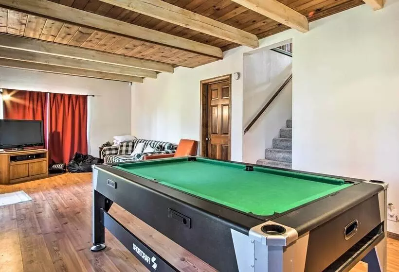 Lake Arrowhead Cabin: Lush Yard ~ 5 Mi To Village