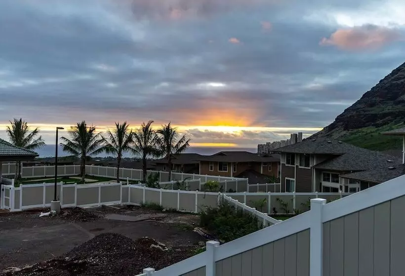 Makaha Hideaway By Avantstay 10 Minutes To Beach