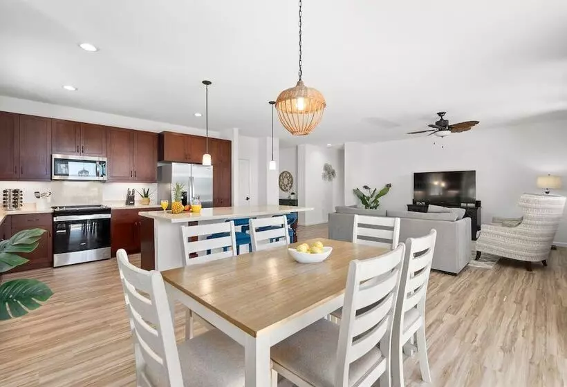 Makaha Hideaway By Avantstay 10 Minutes To Beach