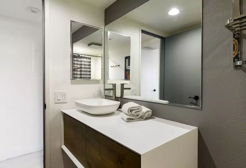 Panoramic Perfect W/ Amazing Views! 7 Day Min