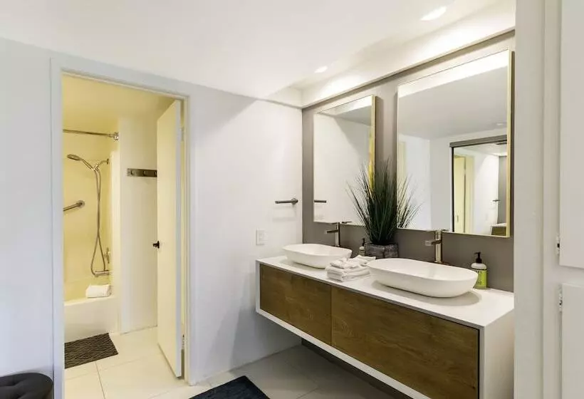 Panoramic Perfect W/ Amazing Views! 7 Day Min