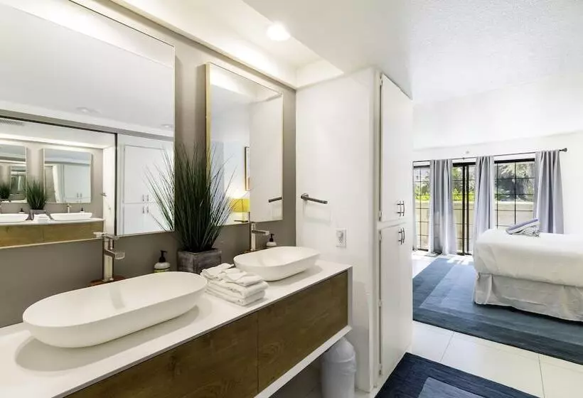 Panoramic Perfect W/ Amazing Views! 7 Day Min