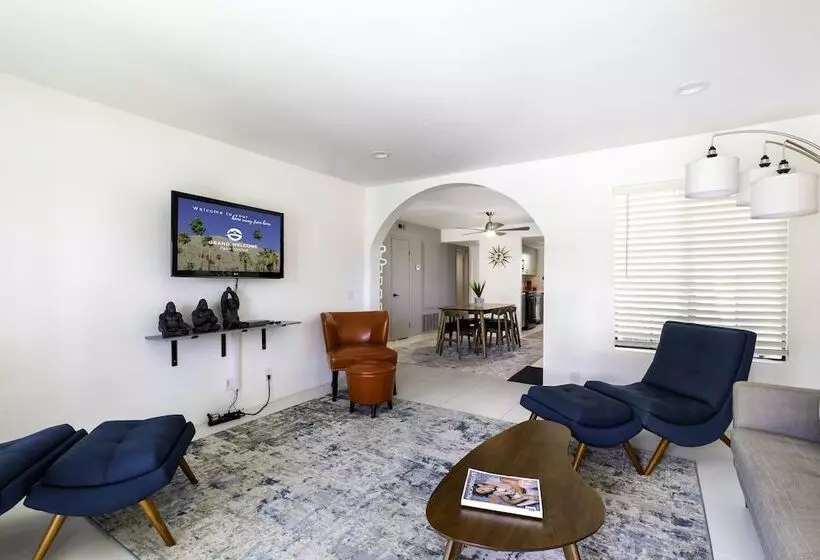 Panoramic Perfect W/ Amazing Views! 7 Day Min