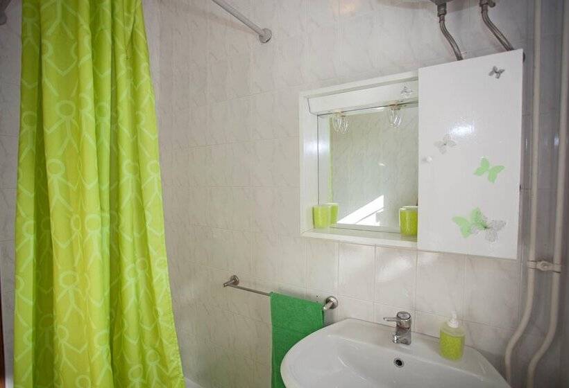 膳宿费 Apartments And Room Agata