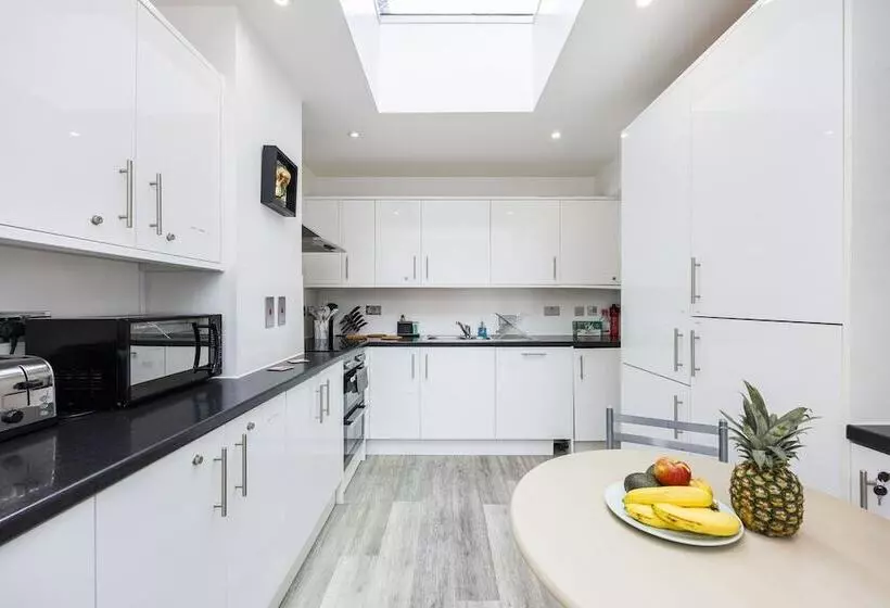 پانسیون Chic Premium Rooms In Spitalfields