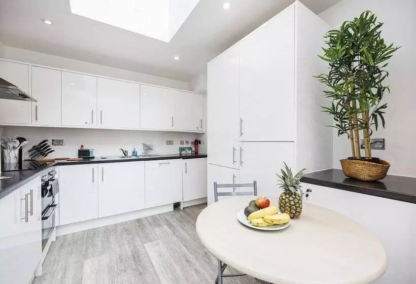 پانسیون Chic Premium Rooms In Spitalfields