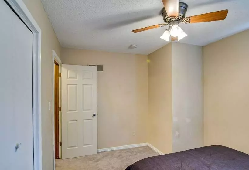 Pet Friendly Urbandale Home ~ 8 Mi To Des Moines!