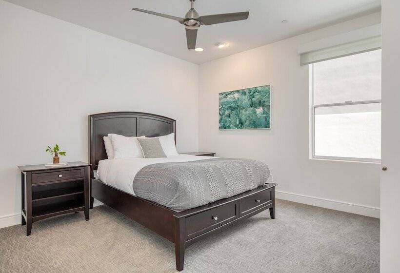 Polo Villa 3 By Avantstay Features Expansive Putting Green, Pool, Spa & Outdoor Firepit 260328 6 Bed