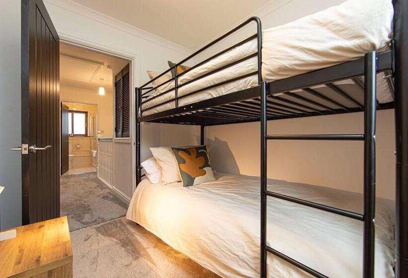 Residência Beautiful 3 Bed House In Merthyr Tydfil