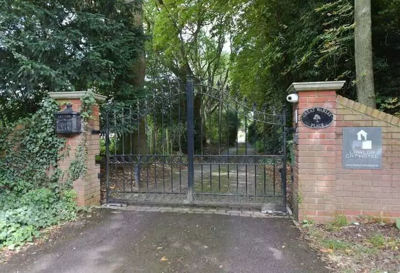 Residenssi Amazing 100 Year Old Church Rectory