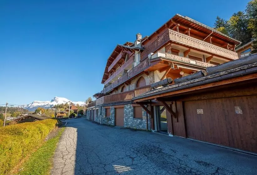 レジデンス Résidence L Hermitage   Megève