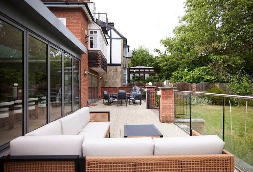 The Hanger Hill Park Escape Spacious 4bdr House With Garden